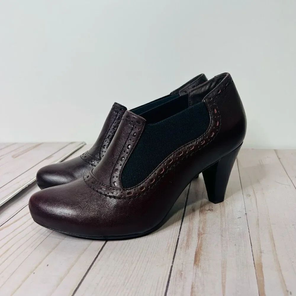Clark’s Indigo Mahogany Leather Pump Heels Ankle Booties